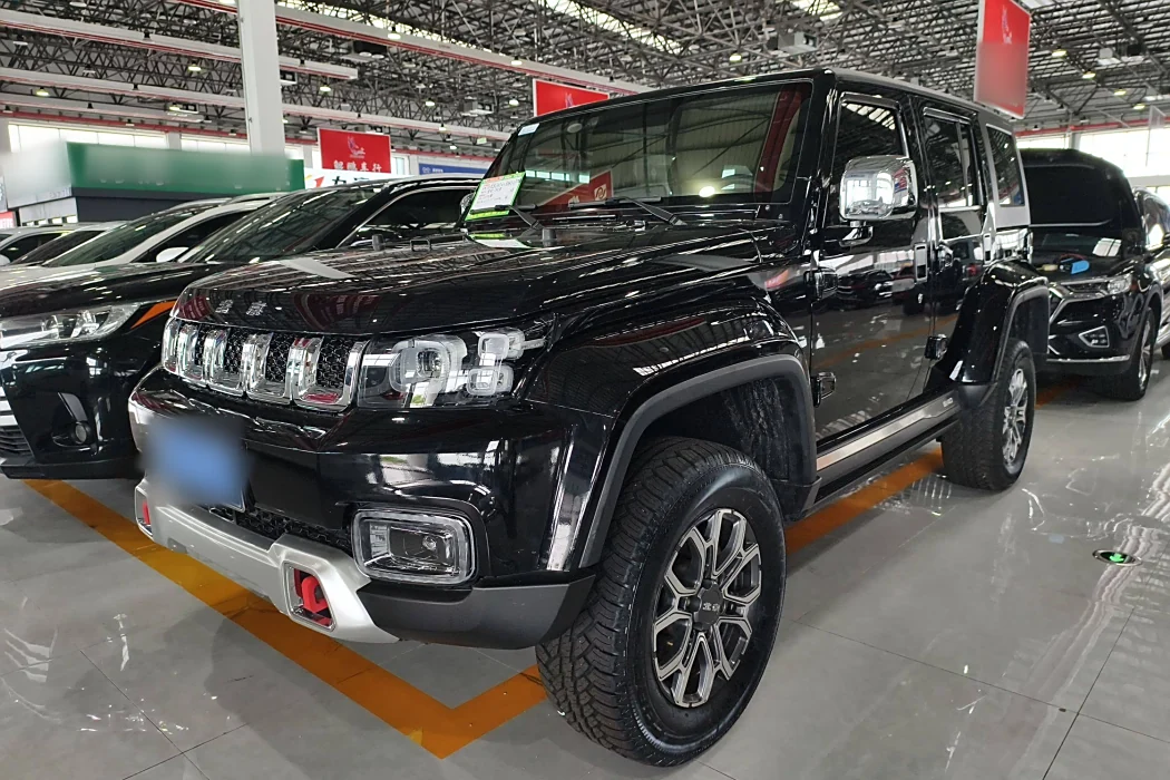 Beijing BJ40 2023 2.0T Auto 4WD City Hunter Edition Rogue