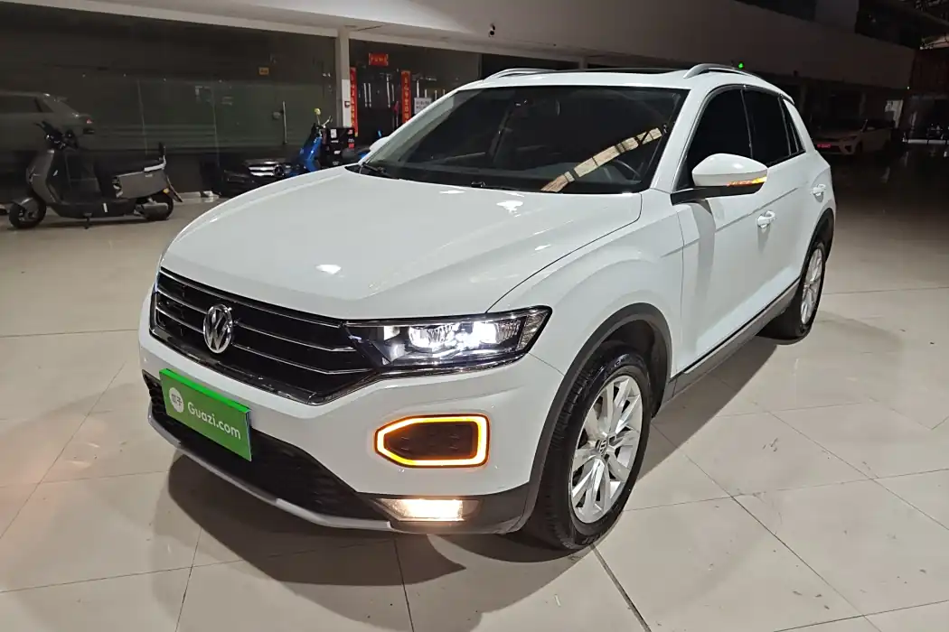Volkswagen T-ROC exploring Song 2019 230TSI DSG two-wheel drive enterprising country VI