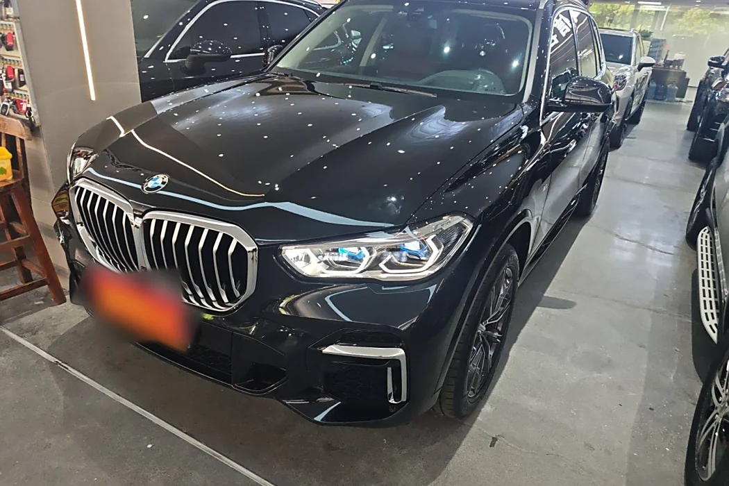 BMW X5 2022 Modified xDrive 30Li Premium M Sport Package