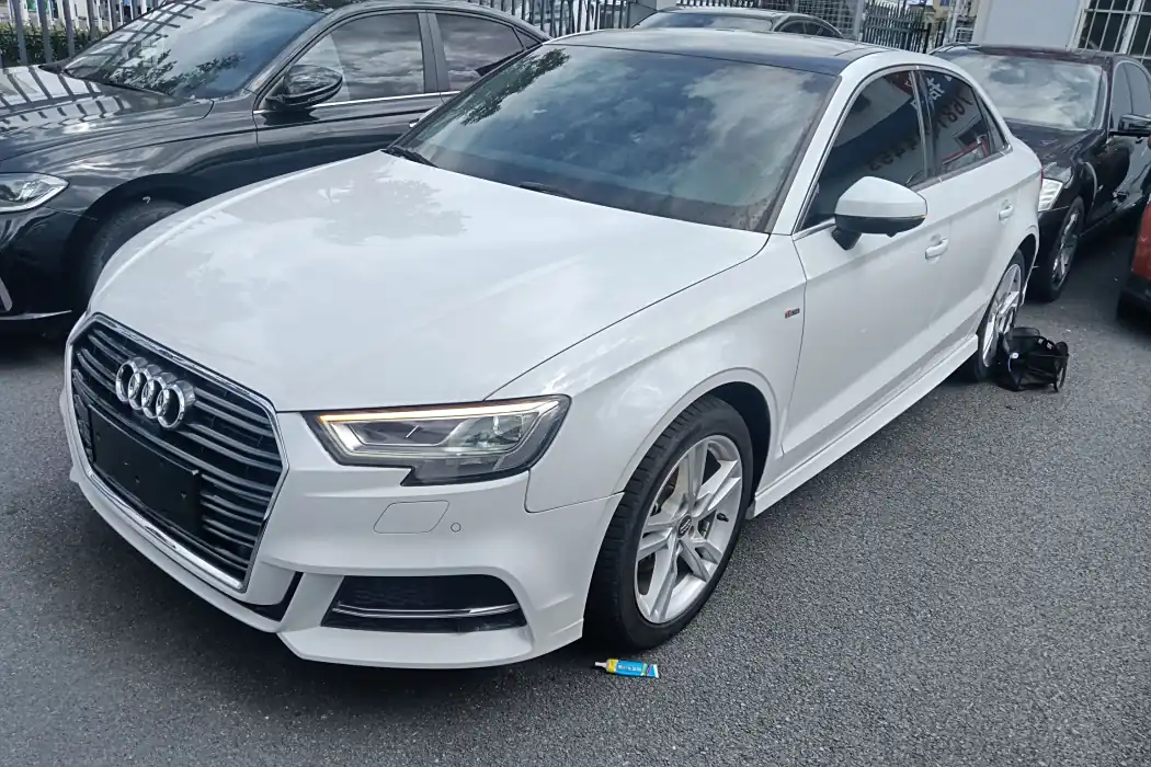 Audi A3 2019 Limousine 35 TFSI Style National VI