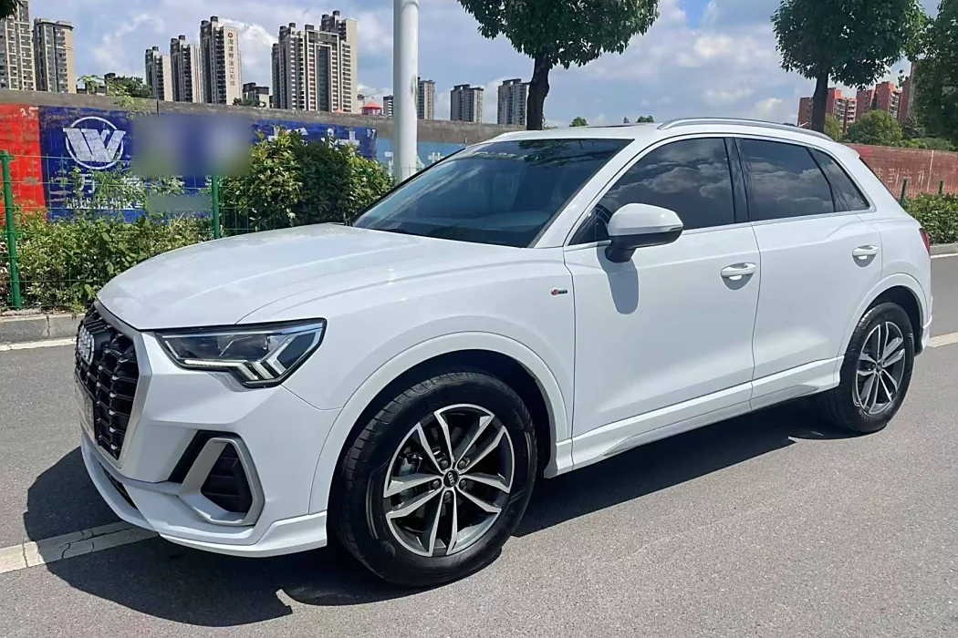 Audi Q3 2022 35 TFSI Progressive Dynamic