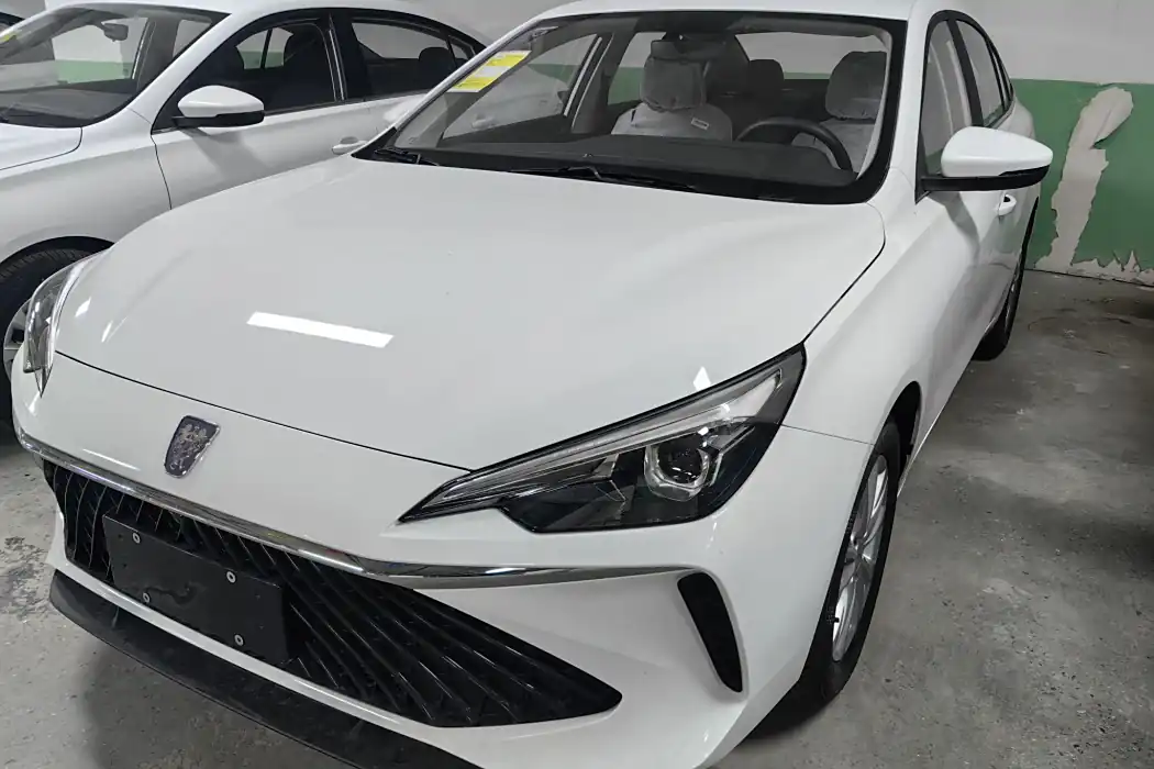 RW i5 2023 1.5L CVT Luxury Edition