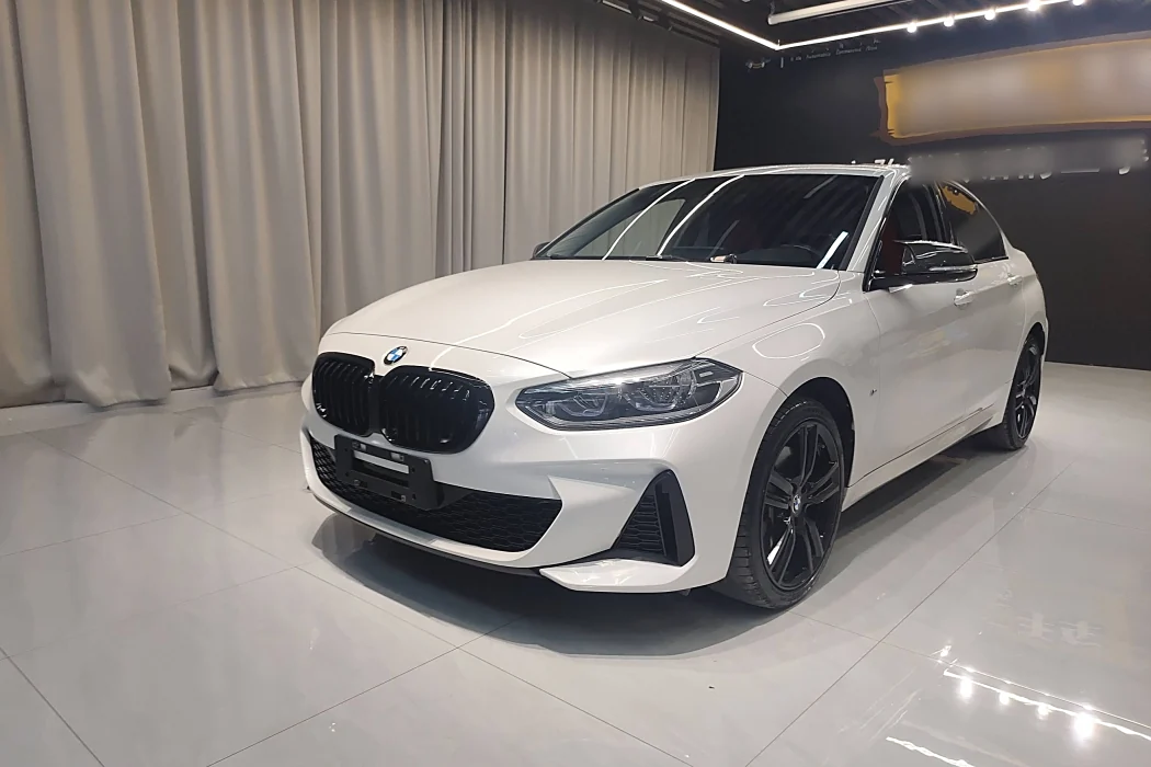 BMW 1 Series 2021 Modified 125i M Sport Obsidian Night Edition