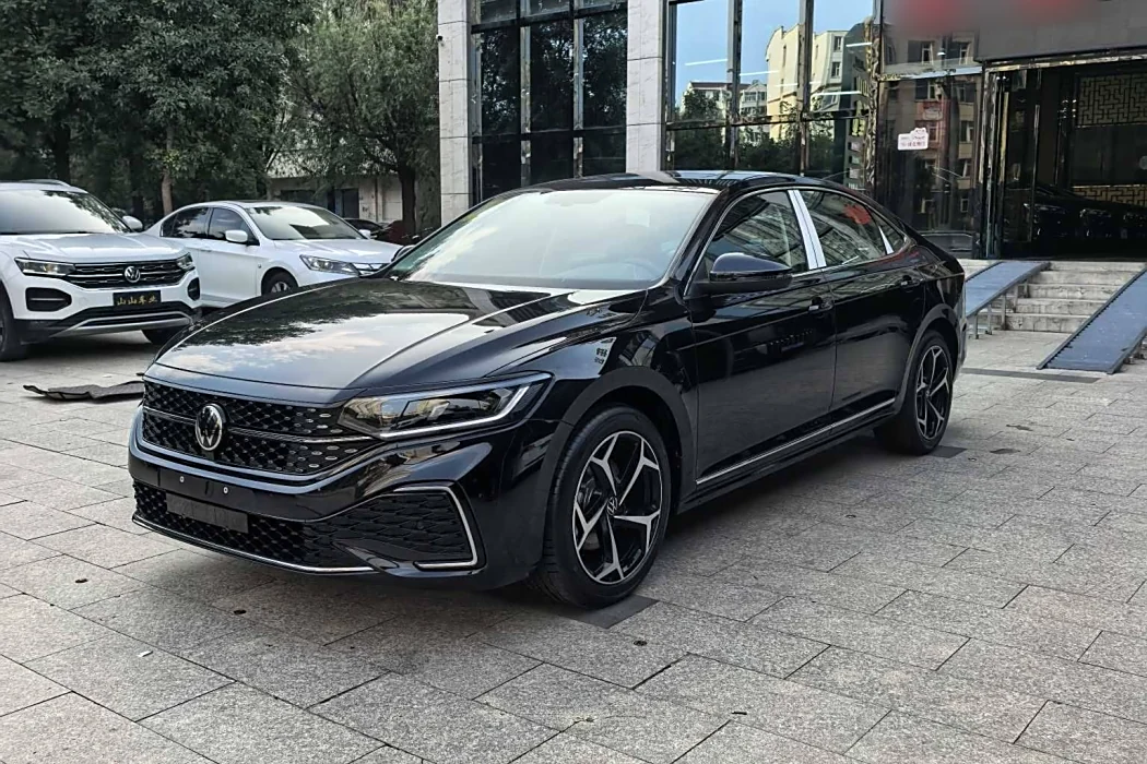 Volkswagen Passat 2025 Outstanding Model 330TSI Starry Sky Elite Edition