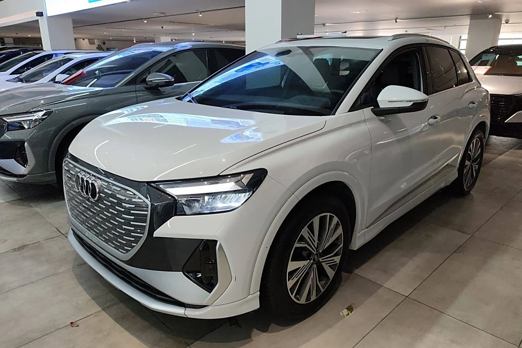 Audi Q4 e-tron 2024 Model 40 e-tron Creative Edition