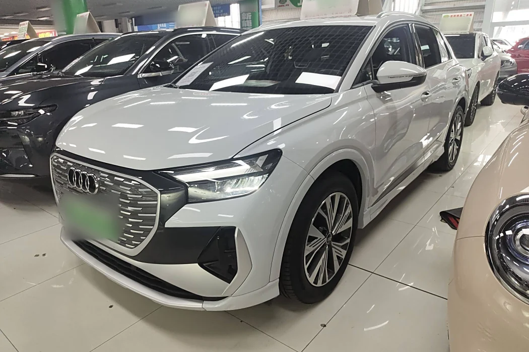 Audi Q4 e-tron 2023 40 e-tron Creative Edition