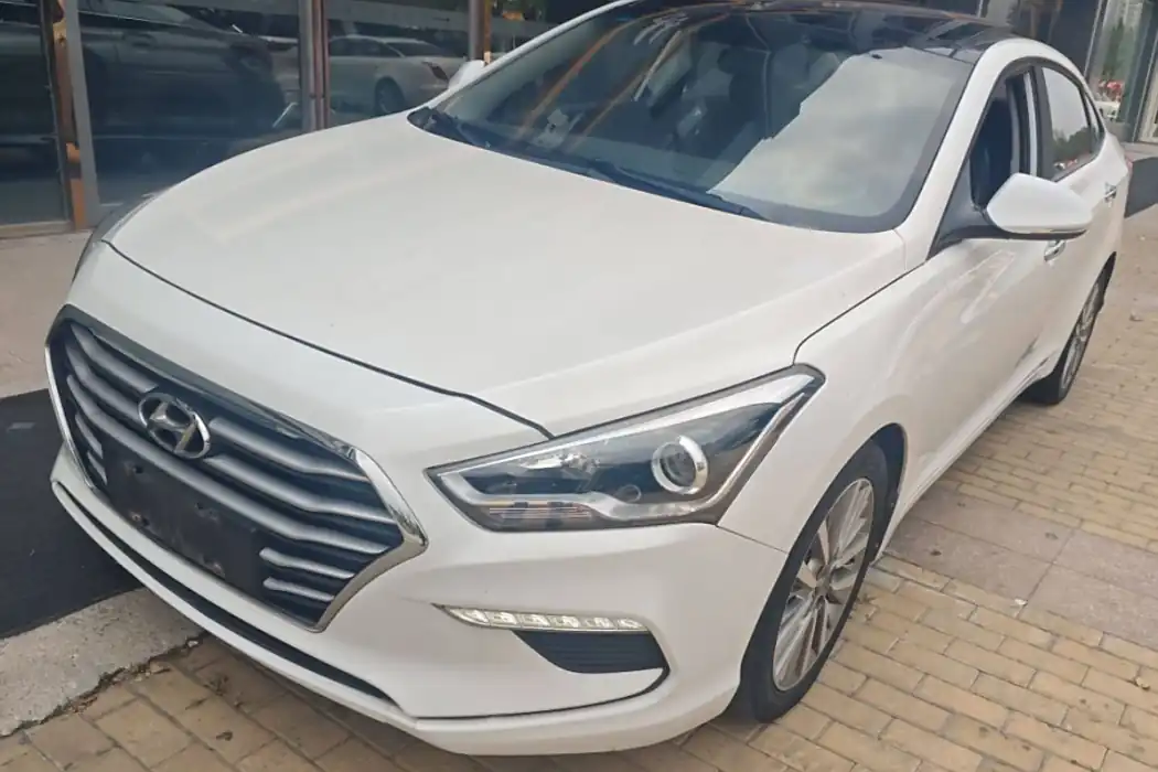 Hyundai Mingtu 2017 1.8L automatic Intelligent GLS Country V