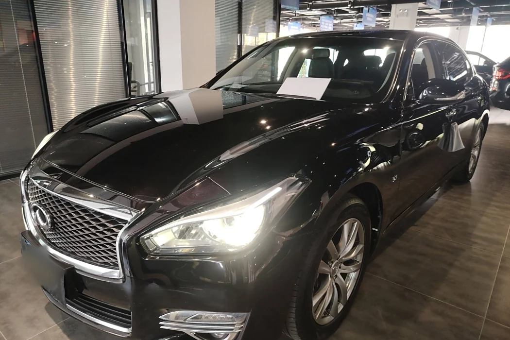Infiniti Q70 2017 Q70L 2.5L Elite