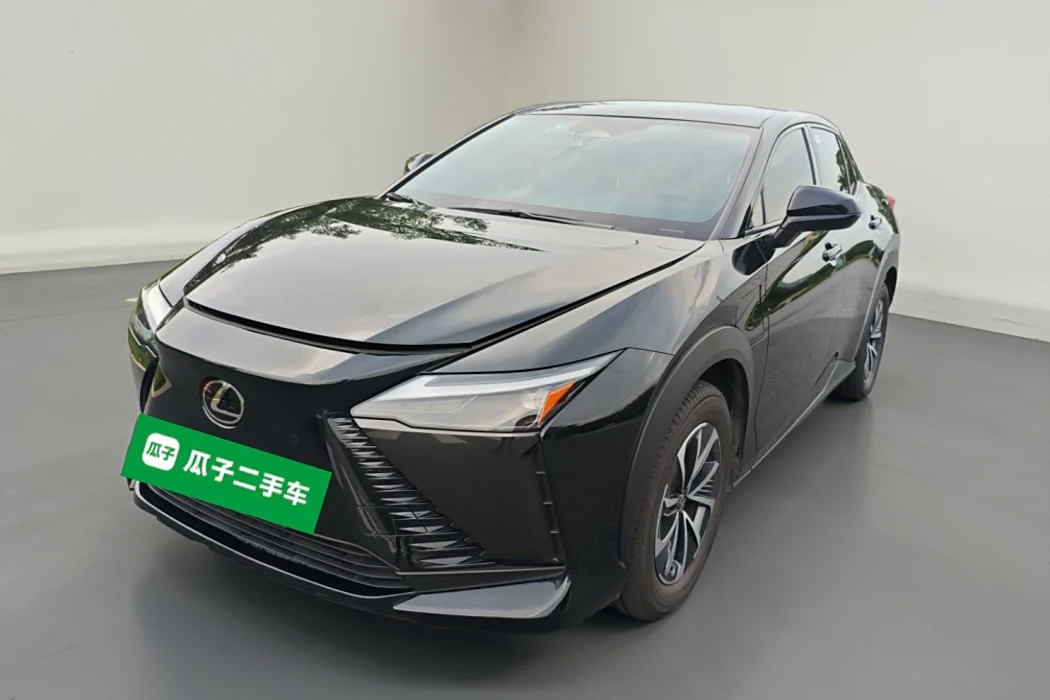 Lexus RZ 2023 450e four-wheel drive indulgent edition