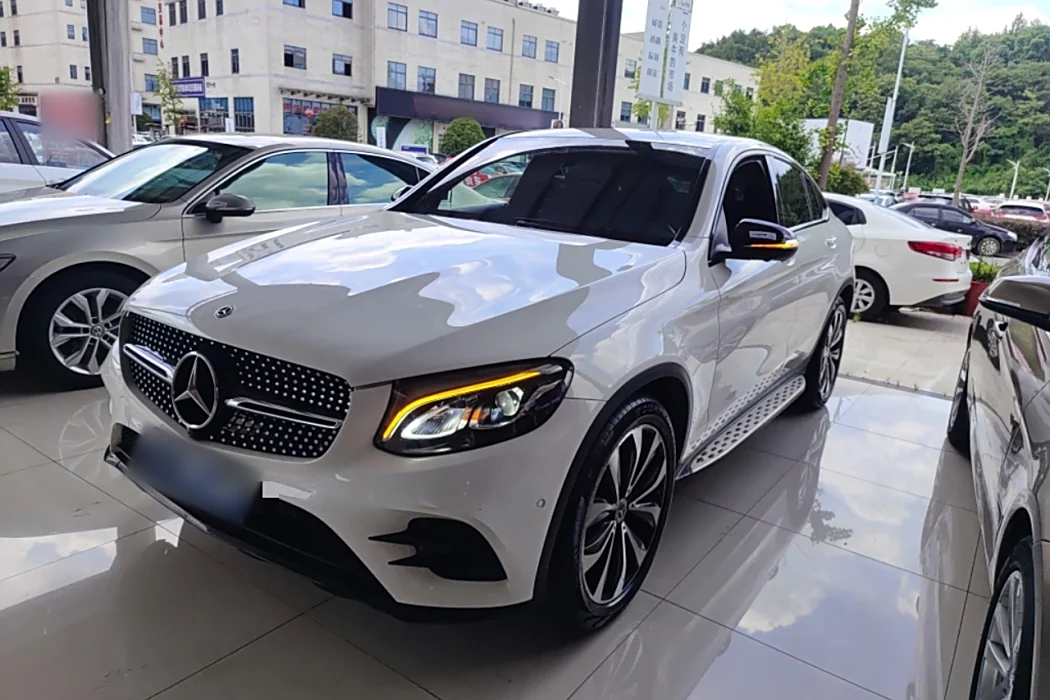 Mercedes-Benz GLC Coupe 2018 GLC 260 4MATIC Coupe SUV