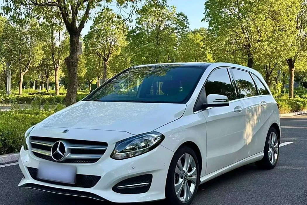 Mercedes-Benz B-Class 2018 B 200 Dynamic