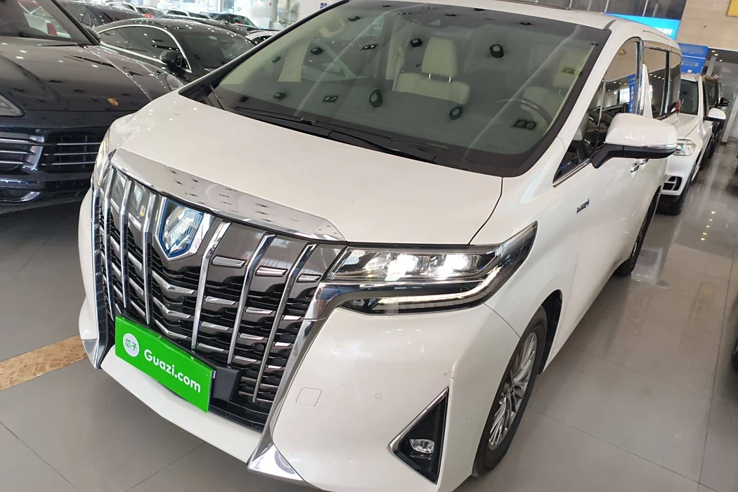 Toyota Elfa 2020 dual-engine 2.5L Deluxe Edition