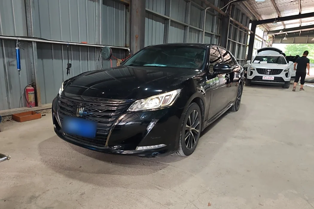 Toyota Crown 2018 2.0T Fashion Edition