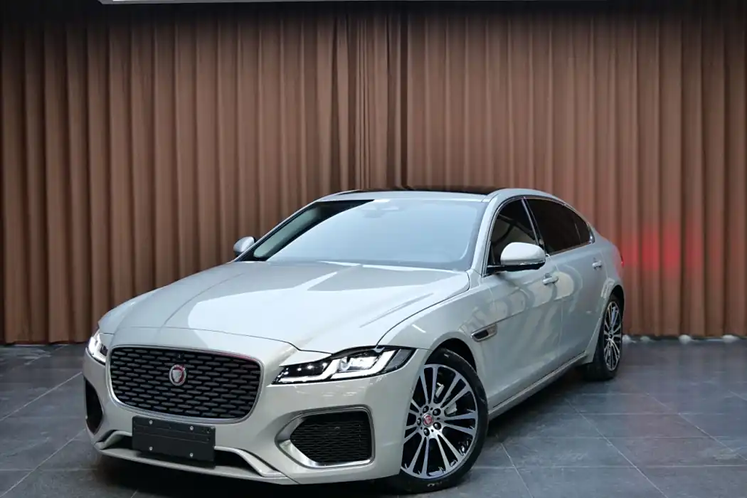 Jaguar XFL 2024 2.0T P250 two-wheel drive Exclusive Deluxe Edition
