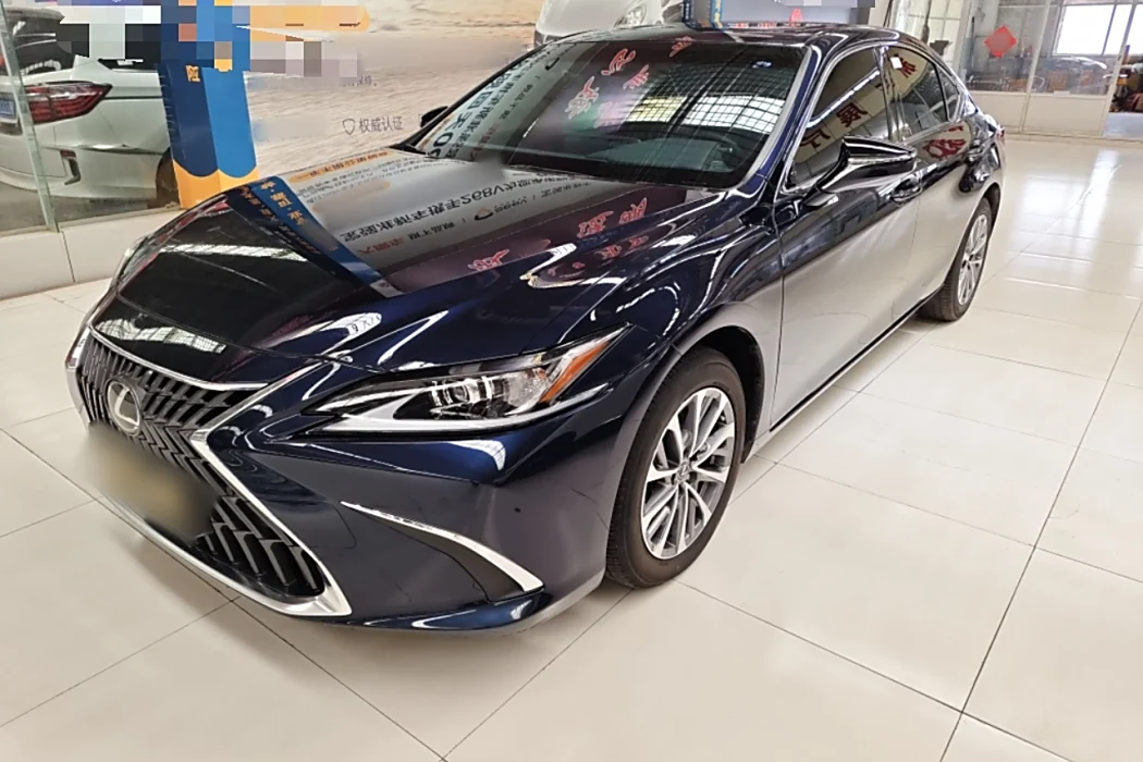 Lexus ES 2023 Model 200 Excellent Edition