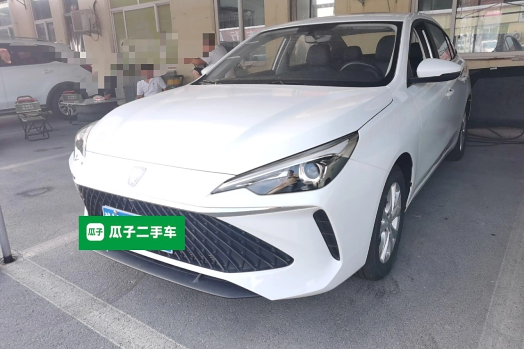 RW i5 2023 1.5L CVT Luxury Edition