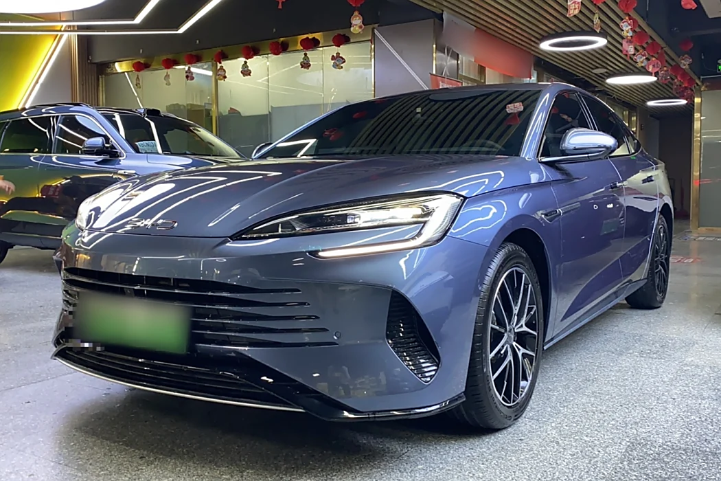 BYD Seal 2023 DM-i 1.5L 121km Luxury