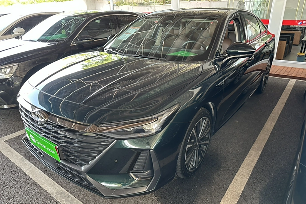 Chery Arrizo 8 2023 high-energy version 2.0T DCT Royal