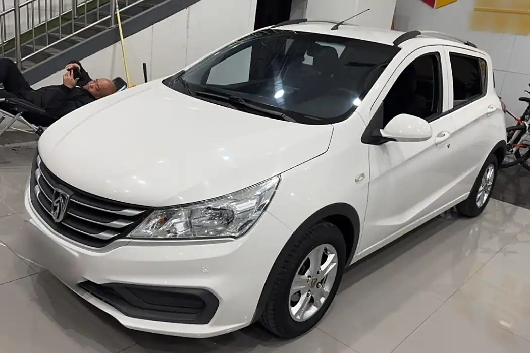 Baojun 310 2016 1.2L manual comfort type