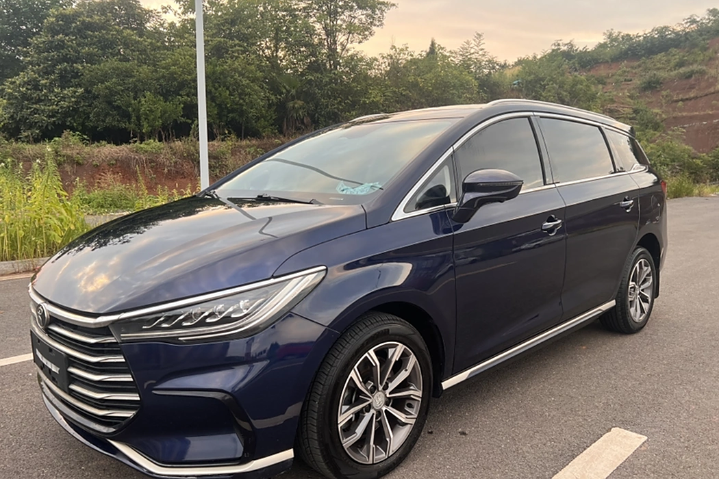 BYD Song MAX 2021 upgraded version 1.5T Automatic Premium 6-seater