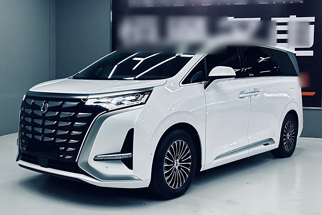 Denza D9 2022 DM-i 970 four-wheel drive flagship model