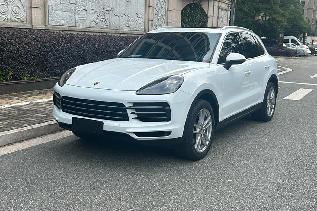 Porsche 2018 Cayenne 3.0T