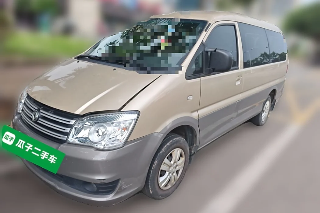 Dongfeng Popular Lingzhi 2018 M3L 1.6L 7-seater comfort type