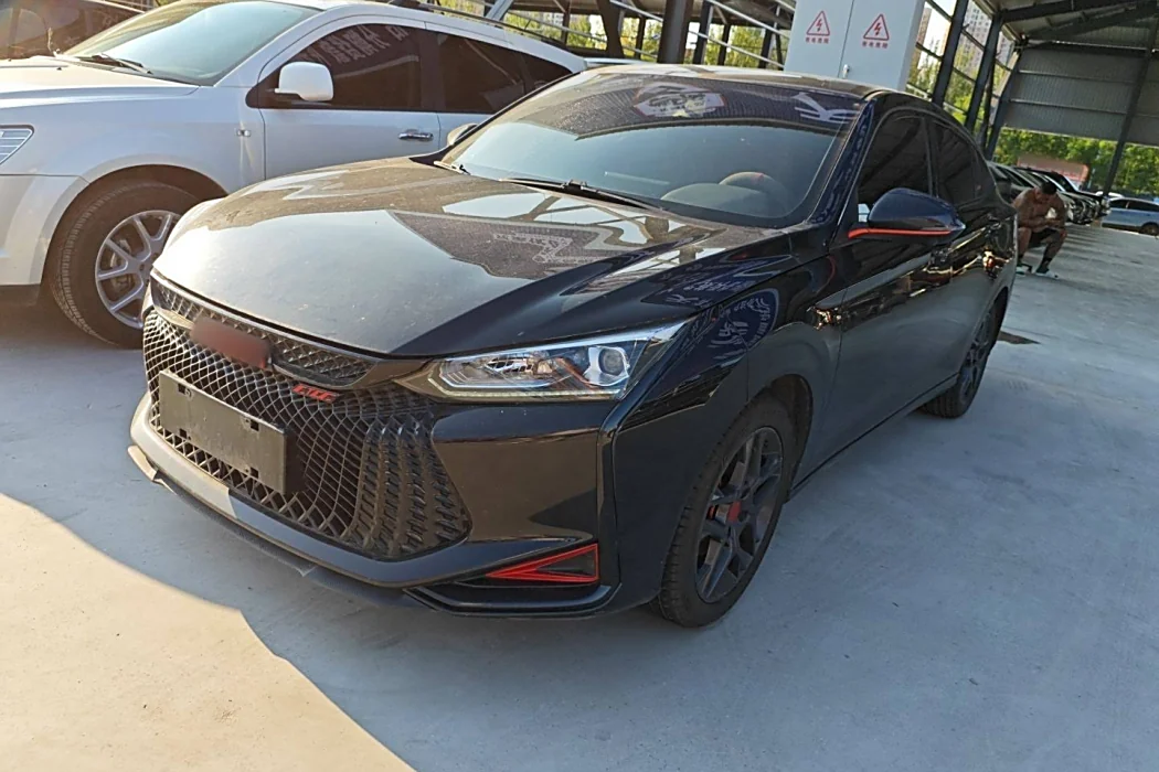 Dongfeng Fengshen Yixuan 2021 230T Automatic Shadow Chasing Knight Edition