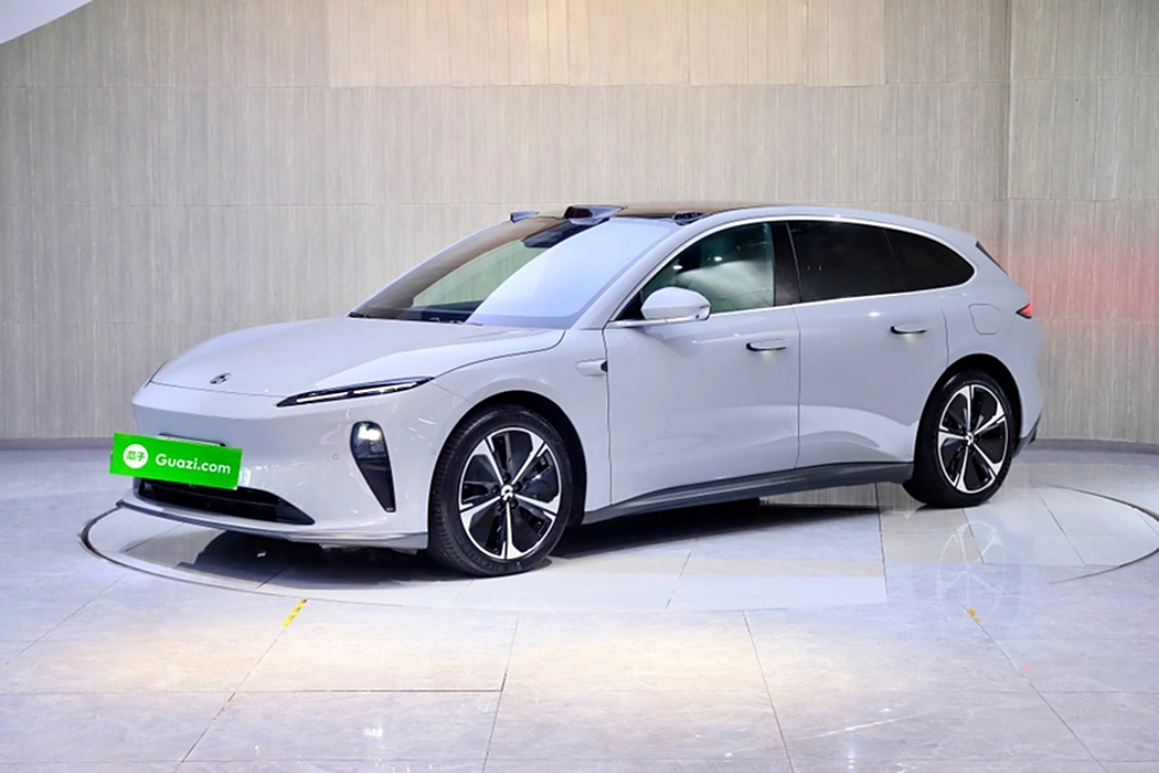 Nio ET5T 2024 model 75kWh Touring