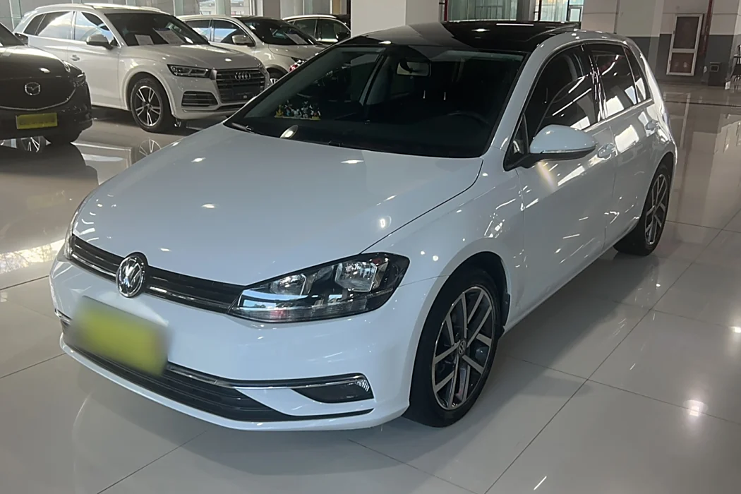 Volkswagen Golf 2019 200TSI DSG comfortable and enterprising version of the country VI