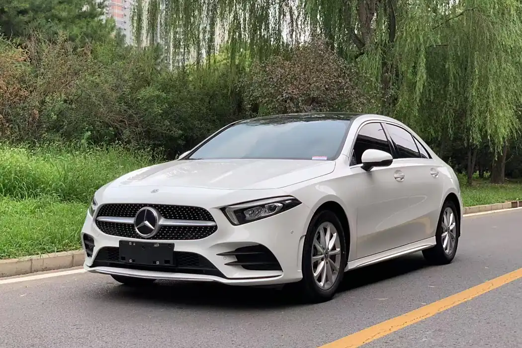 Mercedes-Benz A-class 2021 A 200 L sports sedan dynamic type