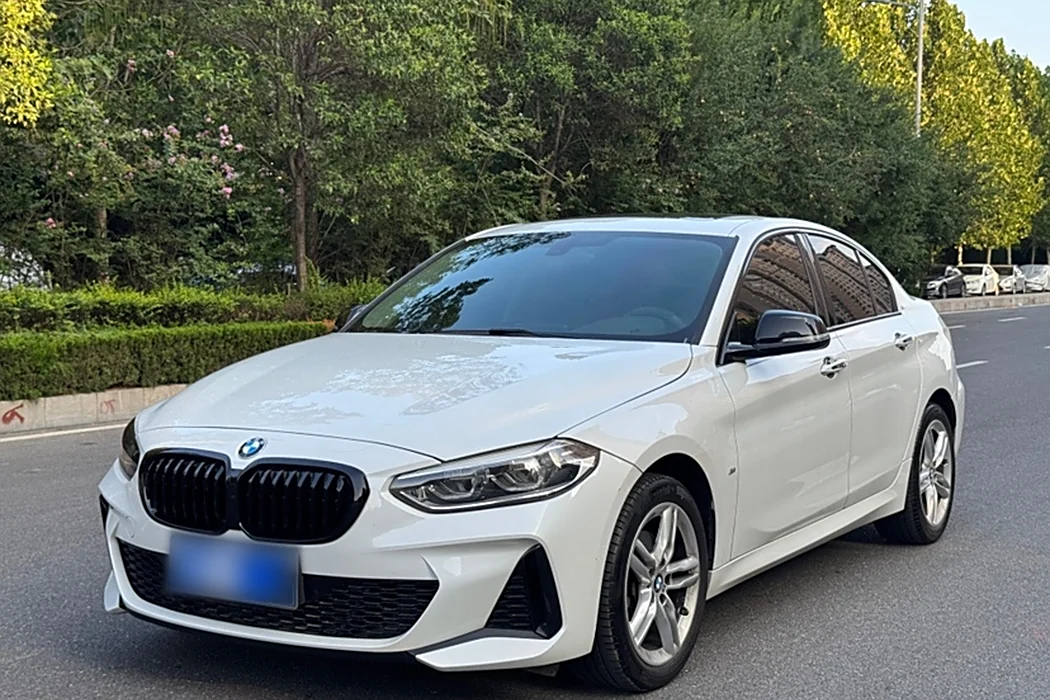 BMW 1 Series 2021 120i M Sport Obsidian Night Edition