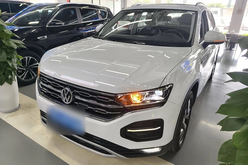 Volkswagen Tanyue 2020 330TSI two-wheel drive luxury Smart Edition