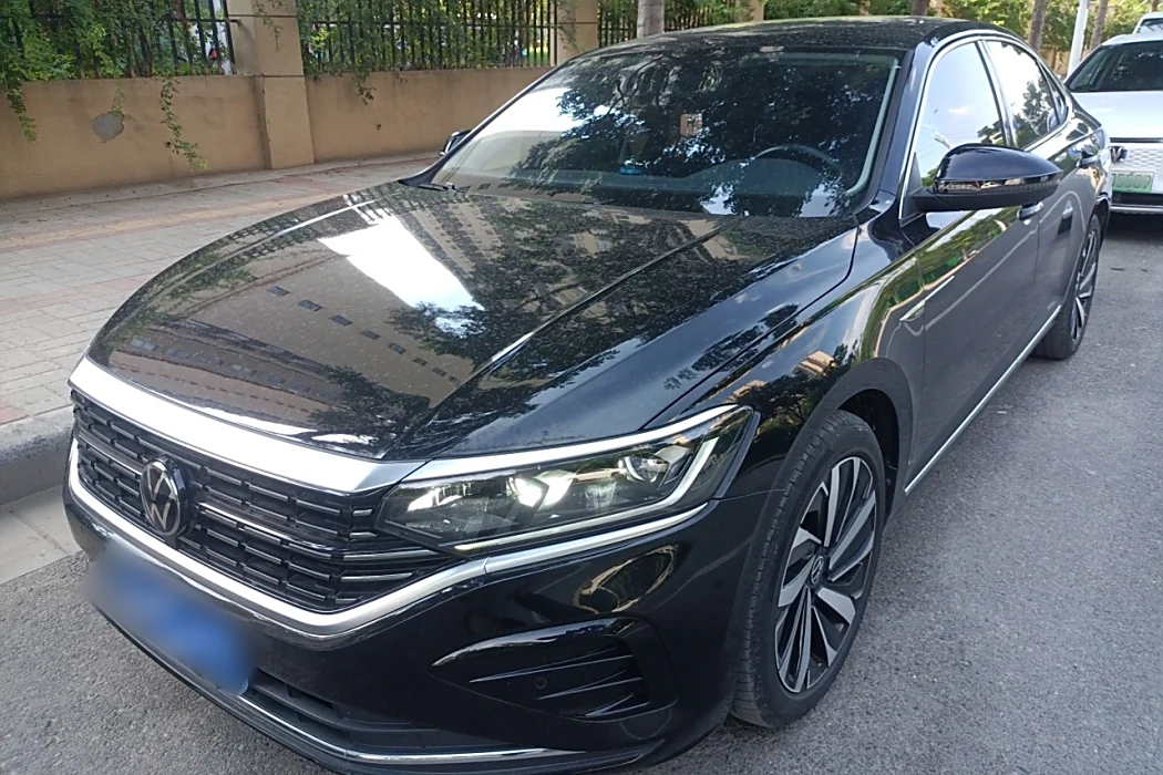 Volkswagen Passat 2023 facelift 330TSI Elite Edition