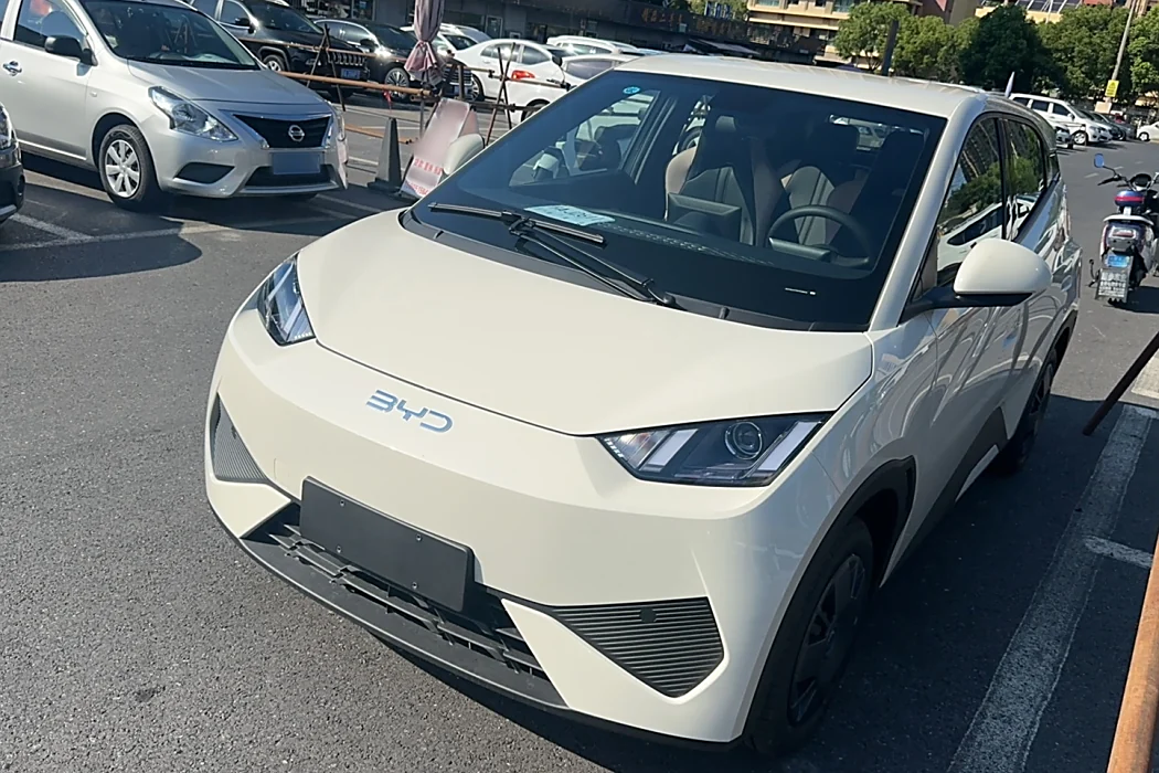 BYD Seagull 2025 Smart Driving Version 305km Vitality Version