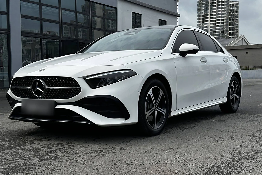 Mercedes-Benz A-class 2025 A 200 L fashion type