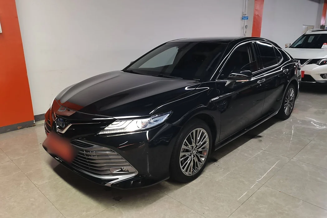 Toyota Camry 2019 facelift Dual Engine 2.5 HG Deluxe Edition