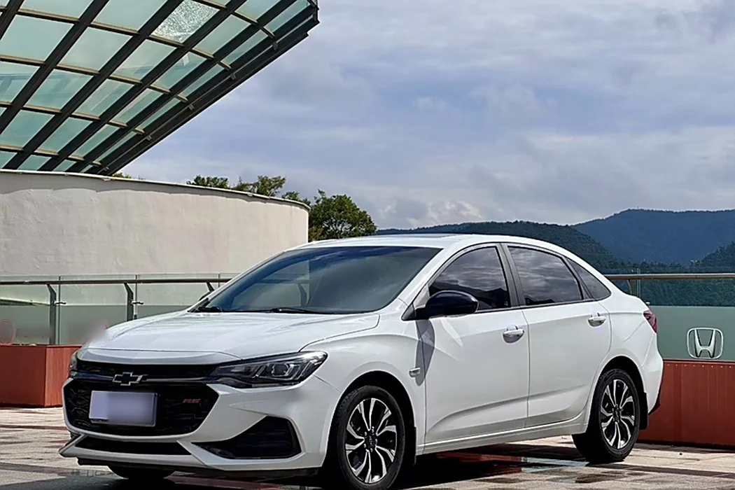 Chevrolet Cruze 2020 Light Hybrid RS 330T Automatic Fun Edition