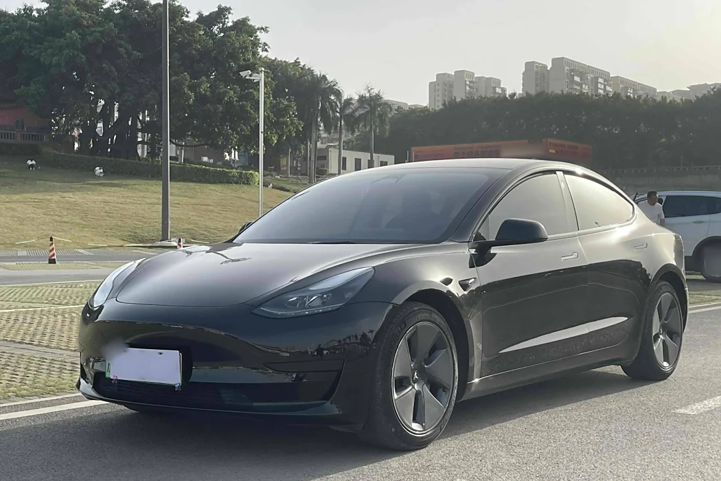 Tesla Model 3 2022 Rear Wheel Drive
