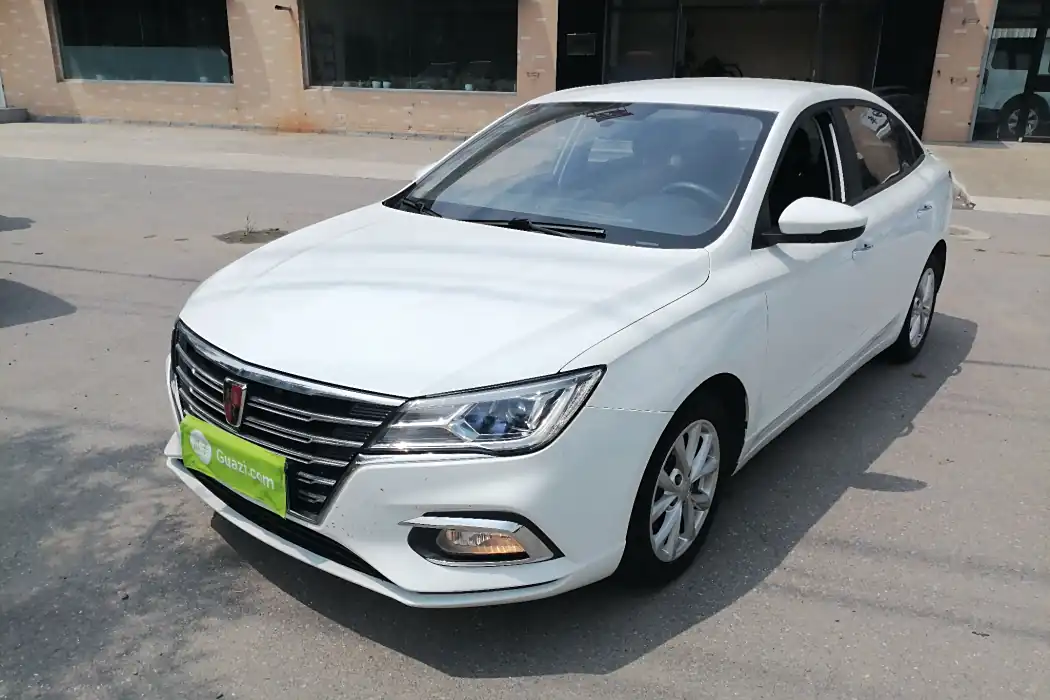 RW i5 2020 1.5L Manual 4G Connected Leader Luxury Edition