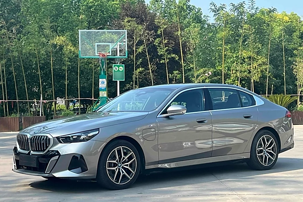 BMW i5 2024 eDrive 35L Exclusive M Sports Suit