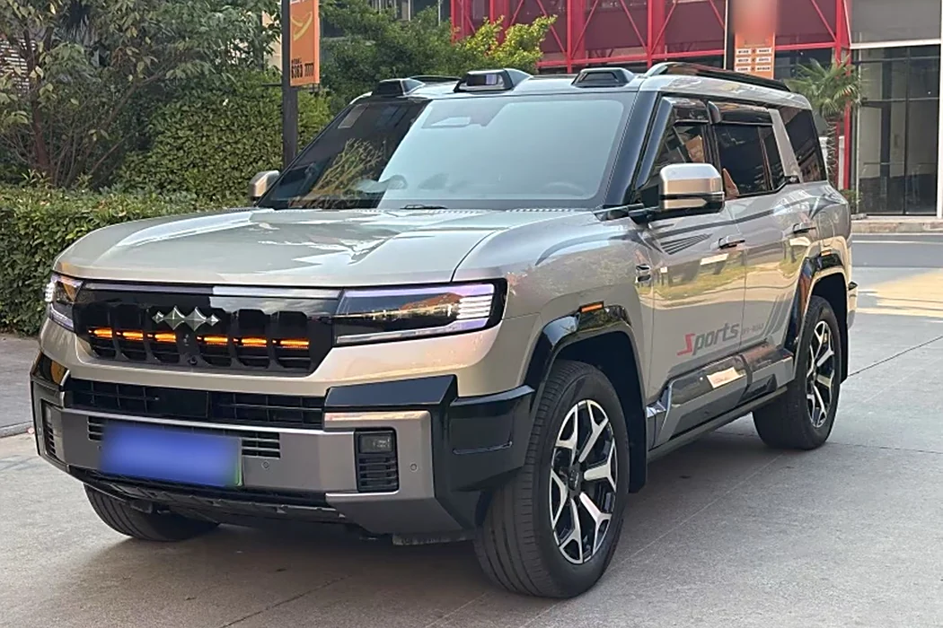 Leopard Leopard 8 2025 Zhiyong Ultimate Edition 7 Seats