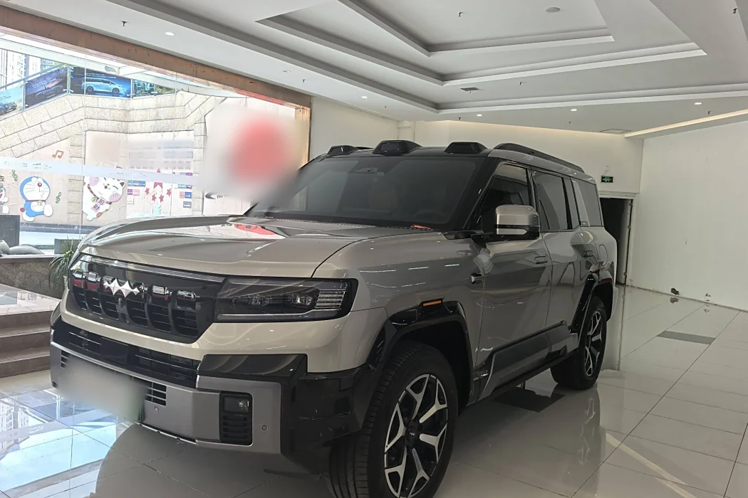 Leopard Leopard 8 2025 Zhiyong Ultimate Edition 7 Seats