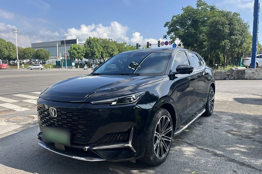 Changan UNI-K Zhidian iDD 2022 Blue Whale iDD 130km 1.5T Premium Type