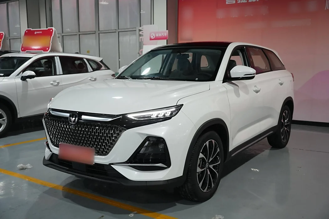 Changan X7 PLUS 2024 1.5T automatic Premium 7-seater