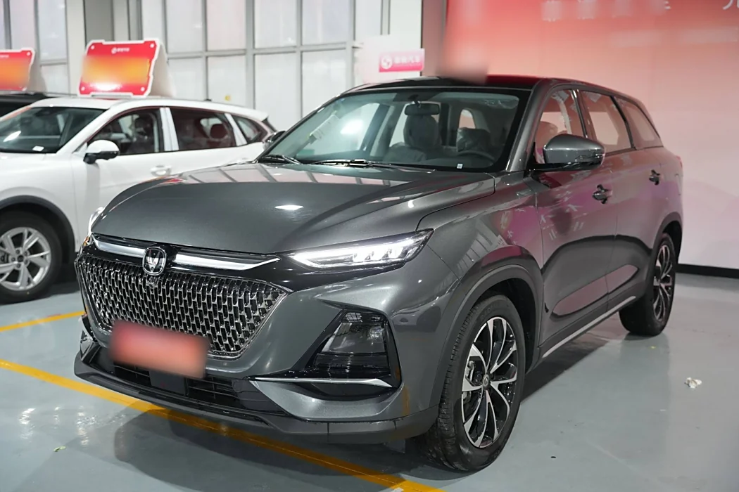 Changan X7 PLUS 2024 1.5T automatic Premium 7-seater