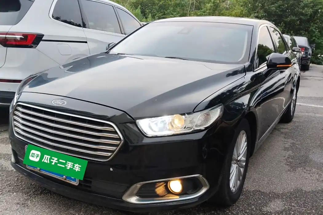 Ford Taurus 2018 EcoBoost 245 fashion Country V
