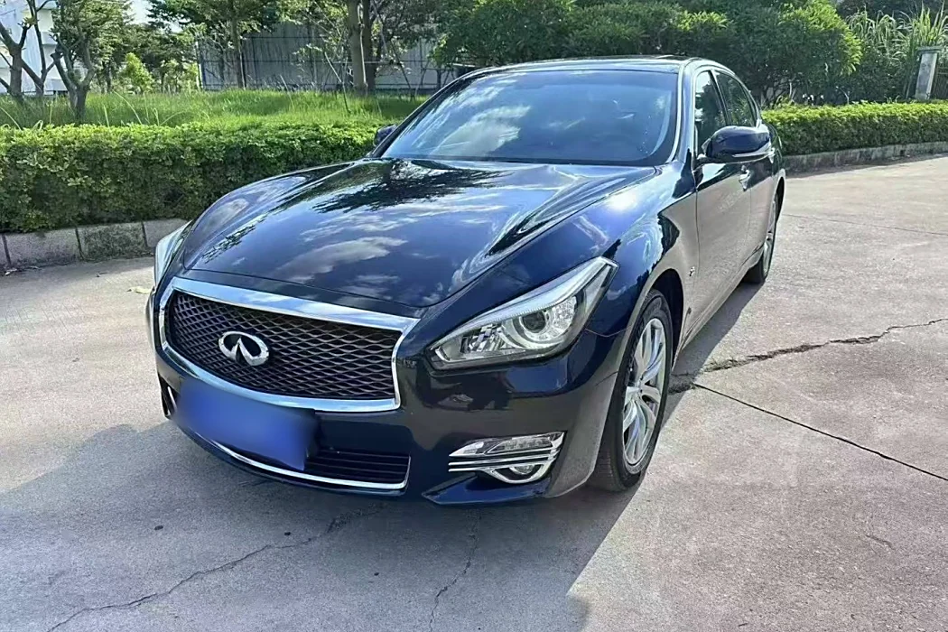 Infiniti Q70 2017 Q70L 2.5L Elite