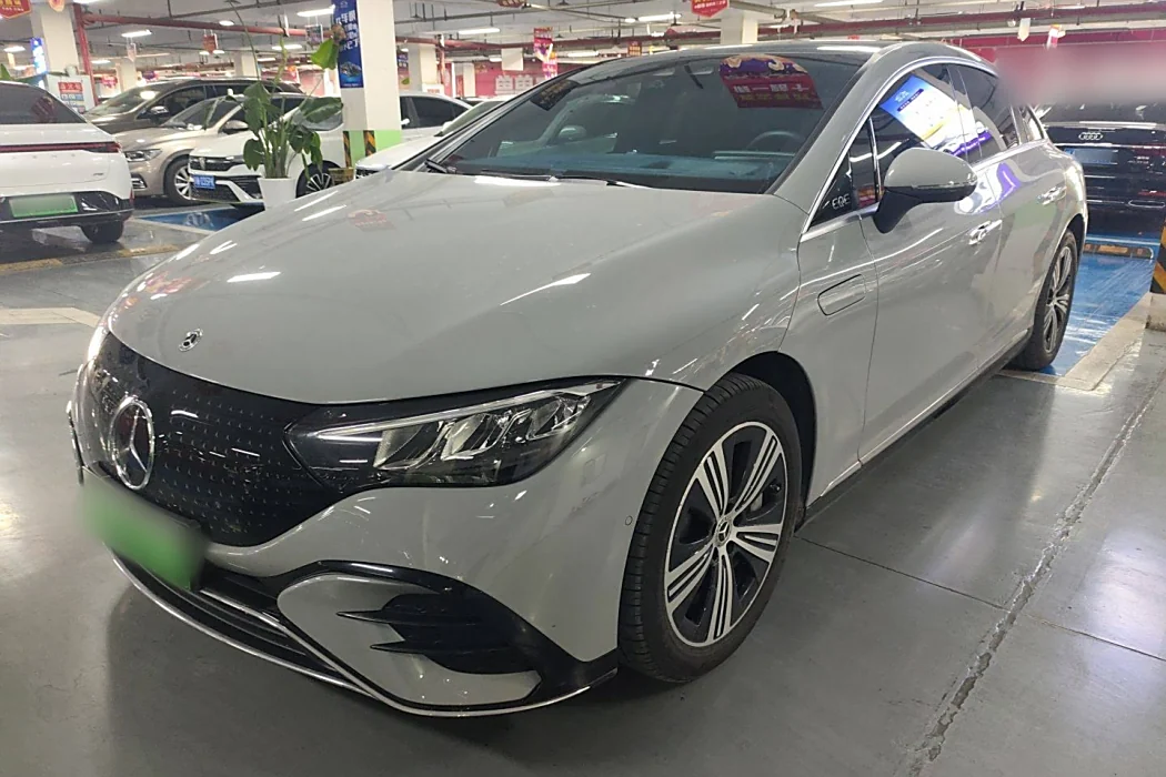Mercedes-Benz EQE 2022 Model 350 Deluxe Edition