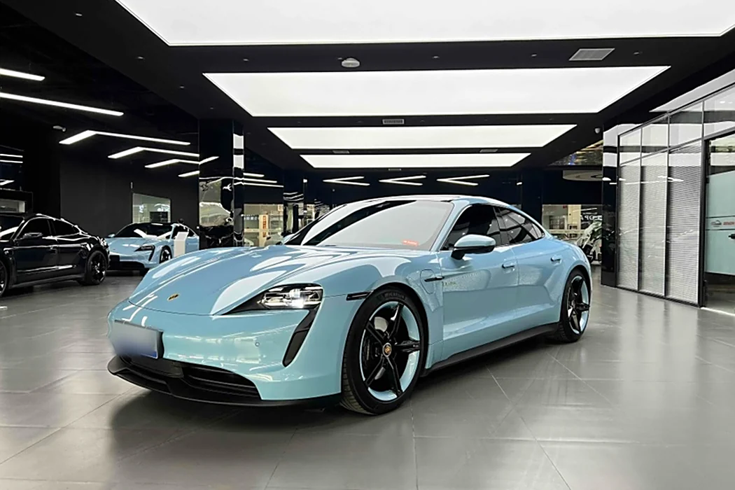 Porsche 2022 facelift Taycan